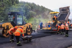 pavimentacao-c-bloco-sextavado-santa-isabel-do-ivai.jpg
