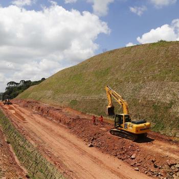 Duplicação da Rodovia dos Minérios avança com etapas mais complexas 