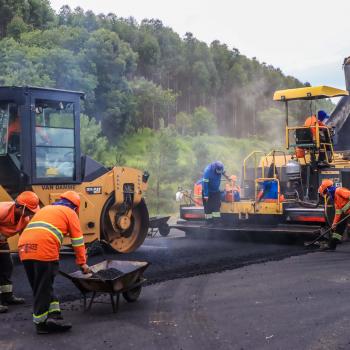 pavimentacao-c-bloco-sextavado-santa-isabel-do-ivai.jpg