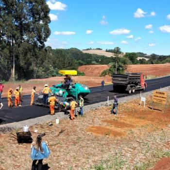 pavimentacao-poliedrica-pitanga.jpg