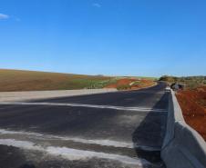 Obras do  Contorno Noroeste de Pato Branco com um viaduto erguido sobre a BR-158, uma ponte sobre o Rio Ligeiro e cinco quilômetros de rodovia até a PR-493 em Itapejara D Oeste. O objetivo é enviar todo o tráfego  de caminhões, para o contorno, aliviando o trânsito urbano. 