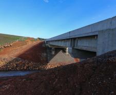 Obras do  Contorno Noroeste de Pato Branco com um viaduto erguido sobre a BR-158, uma ponte sobre o Rio Ligeiro e cinco quilômetros de rodovia até a PR-493 em Itapejara D Oeste. O objetivo é enviar todo o tráfego  de caminhões, para o contorno, aliviando o trânsito urbano. 