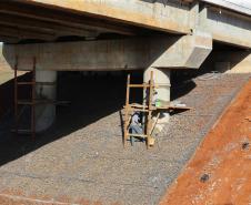 Obras do  Contorno Noroeste de Pato Branco com um viaduto erguido sobre a BR-158, uma ponte sobre o Rio Ligeiro e cinco quilômetros de rodovia até a PR-493 em Itapejara D Oeste. O objetivo é enviar todo o tráfego  de caminhões, para o contorno, aliviando o trânsito urbano. 