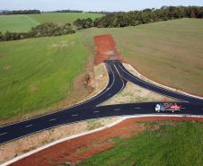 Obras do  Contorno Noroeste de Pato Branco com um viaduto erguido sobre a BR-158, uma ponte sobre o Rio Ligeiro e cinco quilômetros de rodovia até a PR-493 em Itapejara D Oeste. O objetivo é enviar todo o tráfego  de caminhões, para o contorno, aliviando o trânsito urbano. 