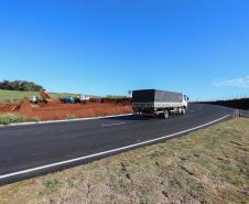 Obras do  Contorno Noroeste de Pato Branco com um viaduto erguido sobre a BR-158, uma ponte sobre o Rio Ligeiro e cinco quilômetros de rodovia até a PR-493 em Itapejara D Oeste. O objetivo é enviar todo o tráfego  de caminhões, para o contorno, aliviando o trânsito urbano. 