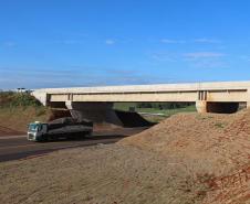 Obras do  Contorno Noroeste de Pato Branco com um viaduto erguido sobre a BR-158, uma ponte sobre o Rio Ligeiro e cinco quilômetros de rodovia até a PR-493 em Itapejara D Oeste. O objetivo é enviar todo o tráfego  de caminhões, para o contorno, aliviando o trânsito urbano. 