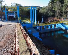 As obras da nova captação de água de Cascavel nas margens do Rio São José, no Distrito de São Salvador, a barragem no rio, as estações de bombeamento e um desarenador, que terá a função de retirar os materiais mais pesados da água, como areia e terra. A nova estrutura ampliará em 25% a capacidade de tratamento de água no município. 