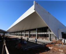 Obras da nova rodoviária de Francisco Beltrao com mais de 6.300 m²,  que contará 12 plataformas para ônibus, além de lojas, guichês, restaurantes, espaço para taxistas e mototaxistas, jardim no centro e salas de espera para os usuários. A construcao do Terminal Rodoviario faz parte do Plano de Apoio ao Desenvolvimento dos Municipios - PAM 
