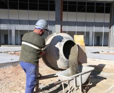 Obras da nova rodoviária de Francisco Beltrao com mais de 6.300 m²,  que contará 12 plataformas para ônibus, além de lojas, guichês, restaurantes, espaço para taxistas e mototaxistas, jardim no centro e salas de espera para os usuários. A construcao do Terminal Rodoviario faz parte do Plano de Apoio ao Desenvolvimento dos Municipios - PAM 