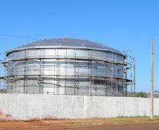 Obras de implantação de mais um reservatório de água para Cascavel e  terá capacidade para armazenar 2 milhões de litros de água e vai beneficiar diretamente aos moradores na região Norte da cidade. Com esse empreendimento, a Sanepar amplia em 200% a capacidade de reservação dos bairros que integram a região. 