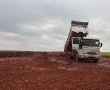 Obras do contorno viário de Palotina que terá extensão de cerca de 16 km e está sendo construído para desviar o trânsito de caminhões do centro da cidade.