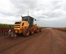 Obras do contorno viário de Palotina que terá extensão de cerca de 16 km e está sendo construído para desviar o trânsito de caminhões do centro da cidade.