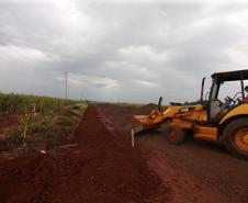 Obras do contorno viário de Palotina que terá extensão de cerca de 16 km e está sendo construído para desviar o trânsito de caminhões do centro da cidade.