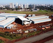 Obras do Hospital da Criança de Maringá,   serao 160 leitos, sendo 20 de UTI, a área construída é de aproximadamente 23 mil metros quadrados e está no espaço do antigo aeroporto da cidade, doado pela União ao município. O local tem cerca de 90 mil metros quadrados. -  04/08/2020 -  Foto: Geraldo Bubniak/AEN
