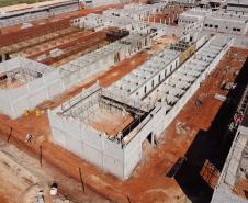 Obras de Construçao da Cadeia Publica de Guaira no loteamento Jardim Floresta com investimento de 16 milhoes. Exemplo da nova realidade do sistema carcerário que está sendo construída no Paraná. Acabar com o problema da superlotação em carceragens de delegacias e realocar os detentos em um espaço estruturado é uma das principais metas do Governo do Estado.  