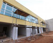 Construcao da Delegacia Cidada de Almirante Tamandare. A delegacia cidadã é um novo modelo de atendimento em delegacias no Paraná, com espaços específicos e reservados para separar vítimas de agressores e possibilidade de auxílio de assistentes sociais e psicólogos, quando necessário. Almirante Tamandare