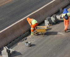 Obras na  PR-445  no trecho de 15,8 quilômetros entre Londrina e o distrito de Irerê tem previsão de entrega para dezembro