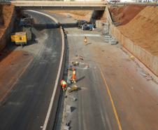 Obras na  PR-445  no trecho de 15,8 quilômetros entre Londrina e o distrito de Irerê tem previsão de entrega para dezembro