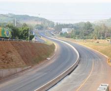Obras na  PR-445  no trecho de 15,8 quilômetros entre Londrina e o distrito de Irerê tem previsão de entrega para dezembro