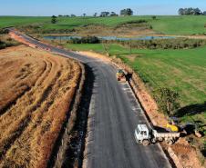 Obras rodoviárias levam segurança e desenvolvimento a Castro 
