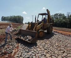 Maripá - 21-10-2020 -Pavimentação da estrada Auto Aurora em Maripá 