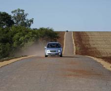 Pavimentacão em Pedra Poliédrica na KD-306  em Palotina 