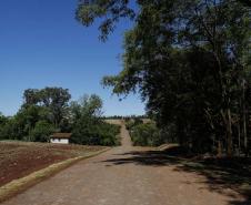 Pavimentacão em Pedra Poliédrica na KD-306  em Palotina 