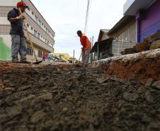 Investimentos garantem asfalto novo e teatro para Ipiranga