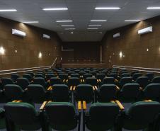 Investimentos garantem asfalto novo e teatro para Ipiranga