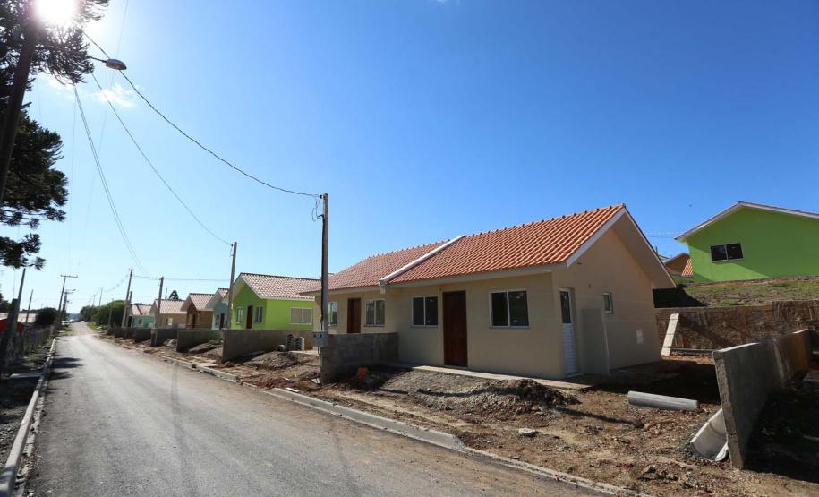 Requalificacao Urbana Reboucas - Vila Facao -  53 casas populares que estão sendo construídas pelo Governo do Paraná em Rebouças