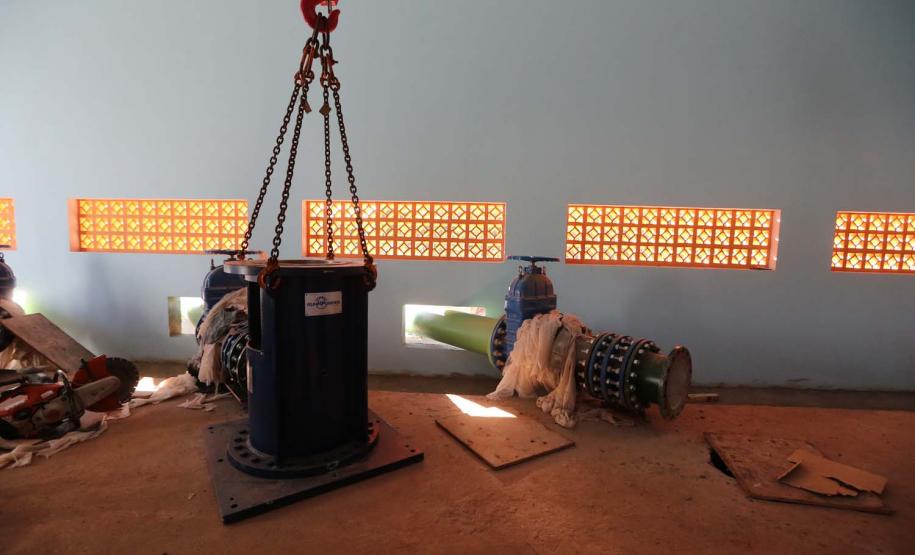 As obras da nova captação de água de Cascavel nas margens do Rio São José, no Distrito de São Salvador, a barragem no rio, as estações de bombeamento e um desarenador, que terá a função de retirar os materiais mais pesados da água, como areia e terra. A nova estrutura ampliará em 25% a capacidade de tratamento de água no município.