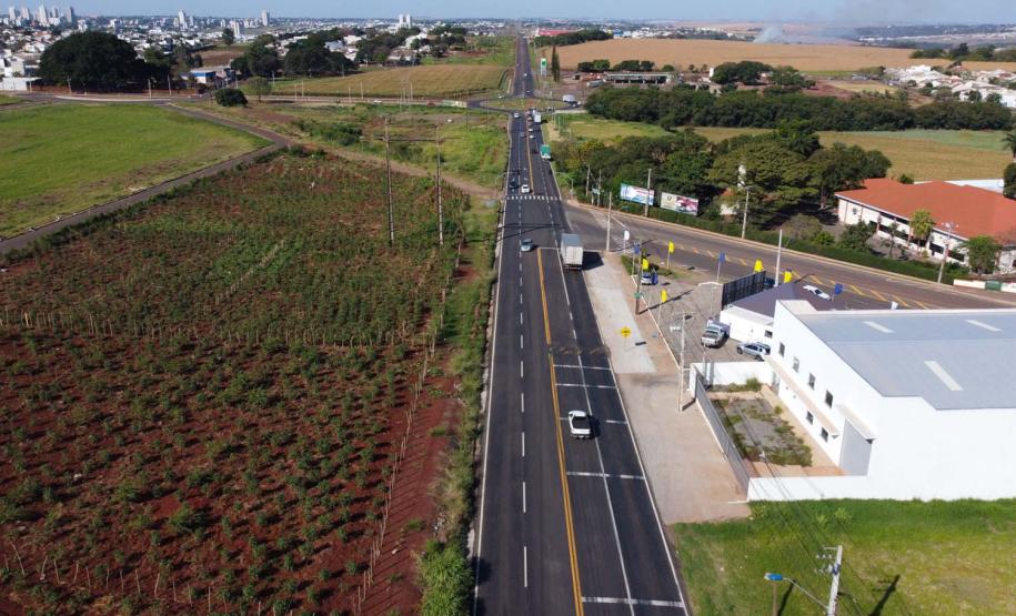 Obras do Contorno Sul de Maringa sao  11,8 km de extensão entre as PR-317 e a BR-376. Recuperacao emergencial do pavimento.  -  04/08/2020 -  Foto: Geraldo Bubniak/AEN