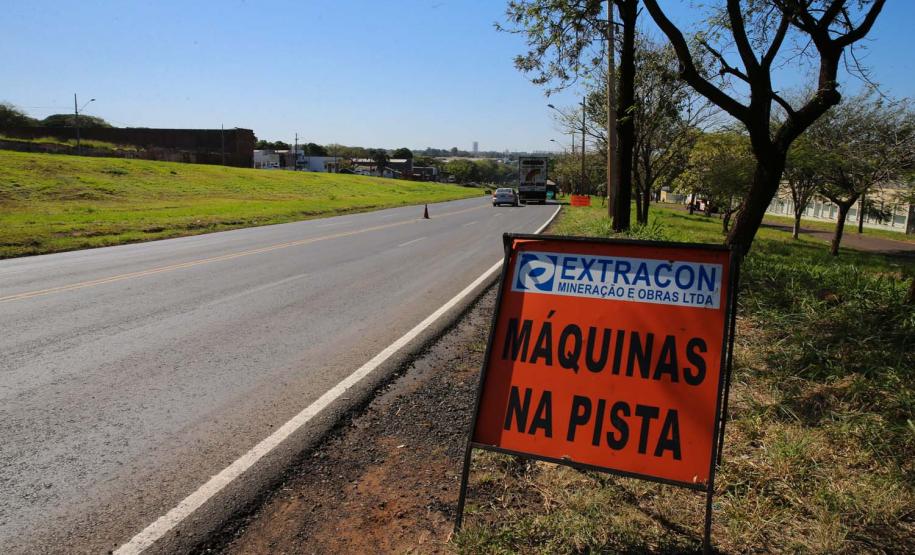 Obras do Contorno Sul de Maringa sao  11,8 km de extensão entre as PR-317 e a BR-376. Recuperacao emergencial do pavimento.  -  04/08/2020 -  Foto: Geraldo Bubniak/AEN