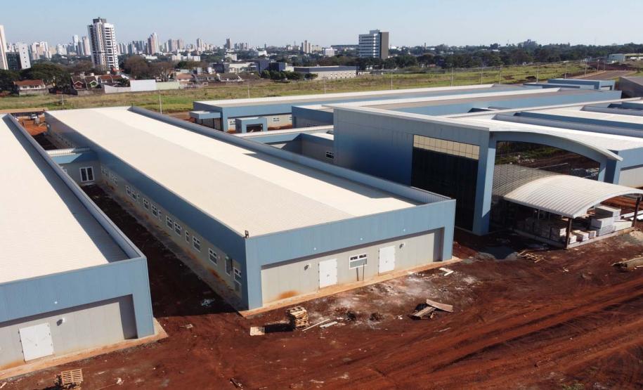 Obras do Hospital da Criança de Maringá,   serao 160 leitos, sendo 20 de UTI, a área construída é de aproximadamente 23 mil metros quadrados e está no espaço do antigo aeroporto da cidade, doado pela União ao município. O local tem cerca de 90 mil metros quadrados. -  04/08/2020 -  Foto: Geraldo Bubniak/AEN