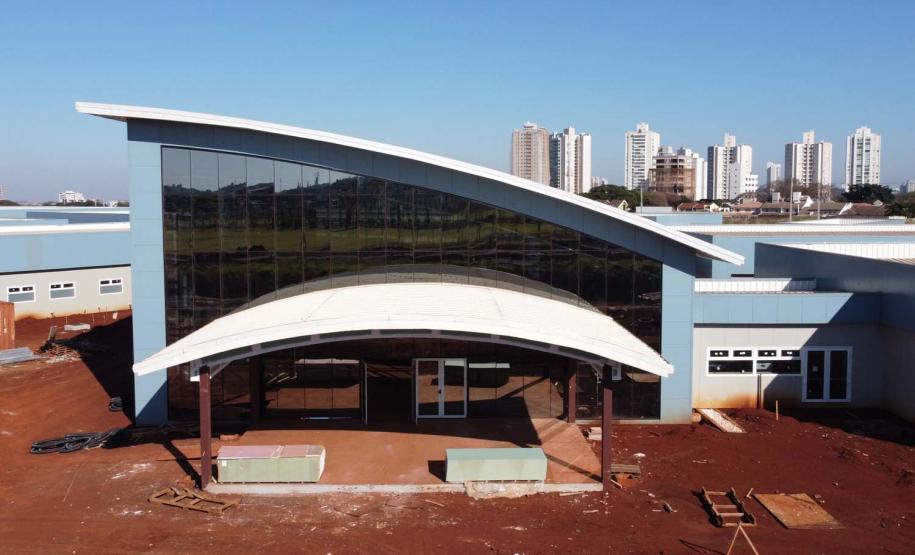 Obras do Hospital da Criança de Maringá,   serao 160 leitos, sendo 20 de UTI, a área construída é de aproximadamente 23 mil metros quadrados e está no espaço do antigo aeroporto da cidade, doado pela União ao município. O local tem cerca de 90 mil metros quadrados. -  04/08/2020 -  Foto: Geraldo Bubniak/AEN