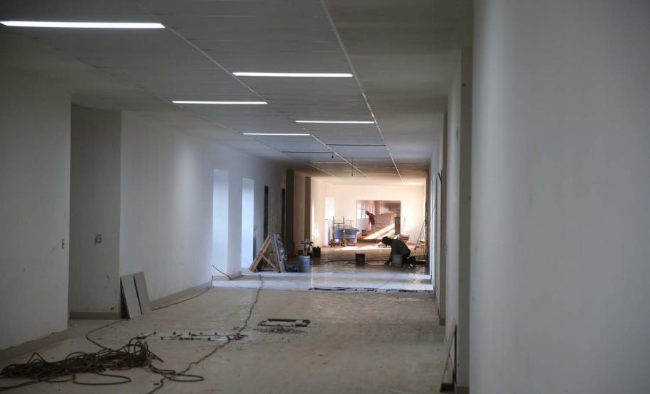 Obras do Hospital da Criança de Maringá,   serao 160 leitos, sendo 20 de UTI, a área construída é de aproximadamente 23 mil metros quadrados e está no espaço do antigo aeroporto da cidade, doado pela União ao município. O local tem cerca de 90 mil metros quadrados. -  04/08/2020 -  Foto: Geraldo Bubniak/AEN