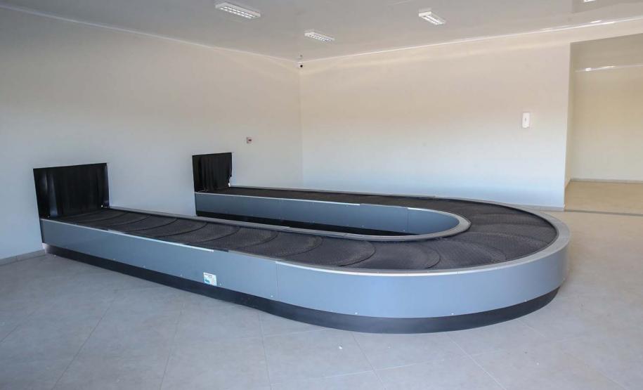 O projeto de estruturação do Aeroporto Orlando de Carvalho busca a Certificação Operacional do aeródromo junto à Agência Nacional de Aviação Civil (Anac) para receber voos regulares. As obras   incluem recapeamento e ampliação da pista,  ampliação do pátio de estacionamento de aeronaves; adequação e ampliação do terminal de embarque e desembarque de passageiros; ainda a construção de instalações para o Corpo de Bombeiros.