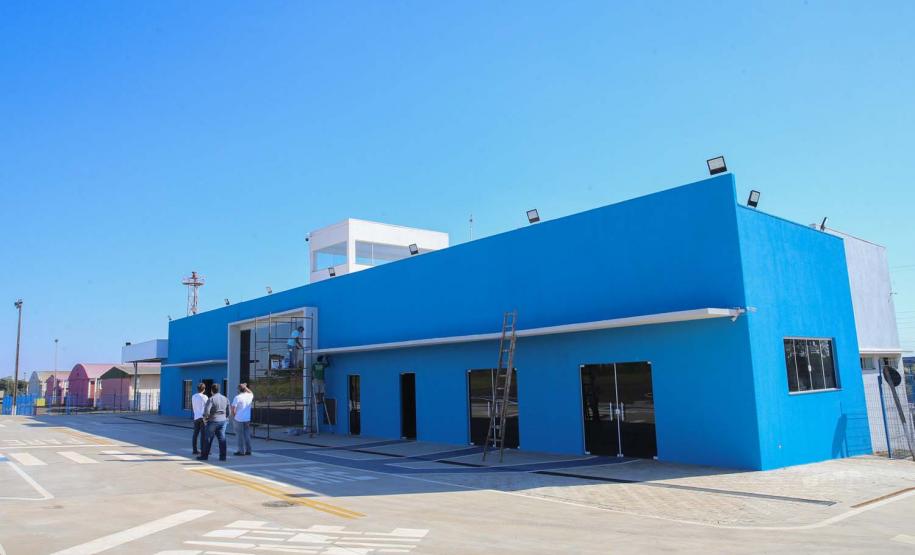 O projeto de estruturação do Aeroporto Orlando de Carvalho busca a Certificação Operacional do aeródromo junto à Agência Nacional de Aviação Civil (Anac) para receber voos regulares. As obras   incluem recapeamento e ampliação da pista,  ampliação do pátio de estacionamento de aeronaves; adequação e ampliação do terminal de embarque e desembarque de passageiros; ainda a construção de instalações para o Corpo de Bombeiros.