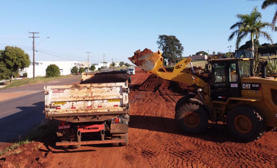 Pavimentacao e recape de vias urbarnas em Umuarama.  Av Portugal trecho entre a Rua Monteiro Lobato e o trevo da Estrada do Bonfiim (antiga PR 482 saida para Maria Helena).  -  05/08/2020 -  Foto: Geraldo Bubniak/AEN
