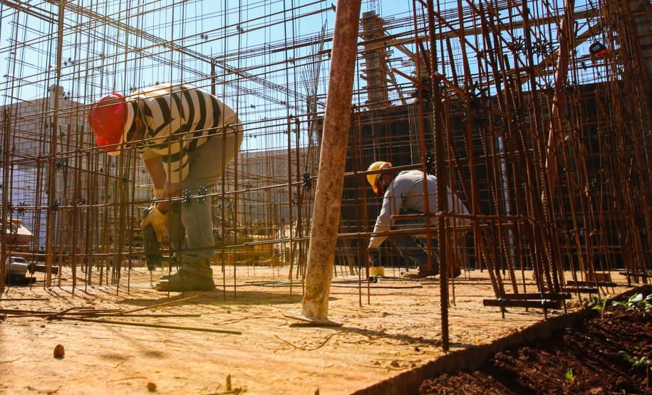Obras de Construçao da Cadeia Publica de Guaira no loteamento Jardim Floresta com investimento de 16 milhoes. Exemplo da nova realidade do sistema carcerário que está sendo construída no Paraná. Acabar com o problema da superlotação em carceragens de delegacias e realocar os detentos em um espaço estruturado é uma das principais metas do Governo do Estado.