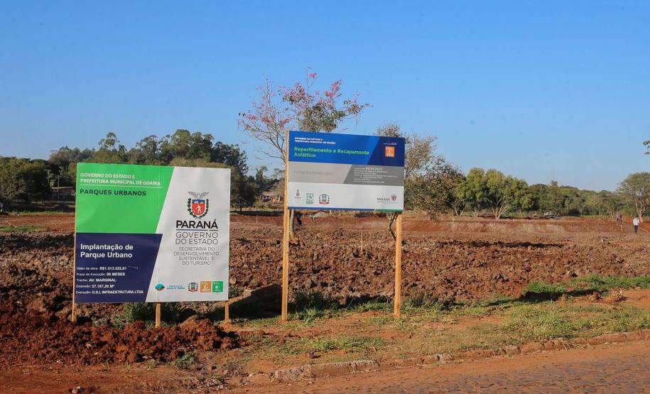 Obras para revitalizar o Parque Fundo de Vale em Guaira,  com instalação e adaptação de acessibilidade em todo o Parque, ampliação do lago, pista de caminhada, modernização paisagística, bancos e vegetação nova.   06/08/2020 -