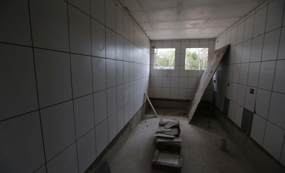 Construcao da Delegacia Cidada de Colombo. A delegacia cidadã é um novo modelo de atendimento em delegacias no Paraná, com espaços específicos e reservados para separar vítimas de agressores e possibilidade de auxílio de assistentes sociais e psicólogos, quando necessário. Colombo