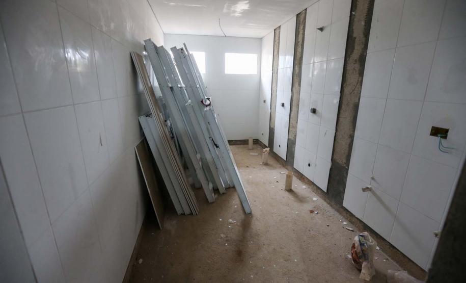 Construcao da Delegacia Cidada de Almirante Tamandare. A delegacia cidadã é um novo modelo de atendimento em delegacias no Paraná, com espaços específicos e reservados para separar vítimas de agressores e possibilidade de auxílio de assistentes sociais e psicólogos, quando necessário. Almirante Tamandare