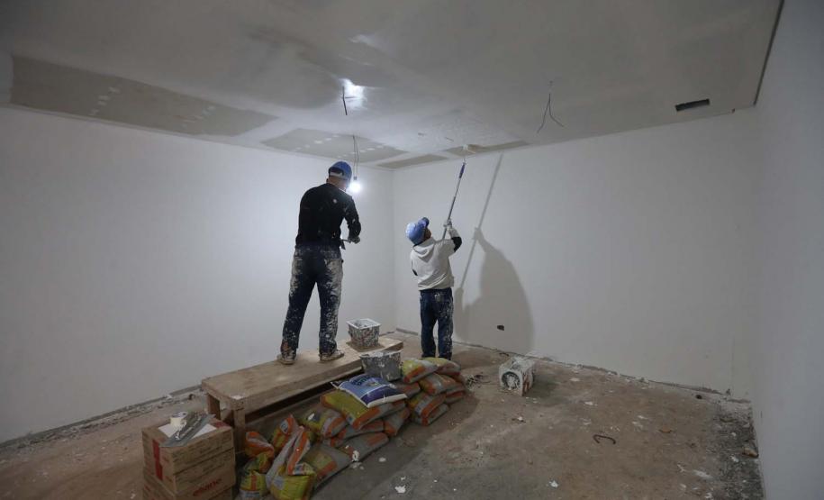 Construcao da Delegacia Cidada de Almirante Tamandare. A delegacia cidadã é um novo modelo de atendimento em delegacias no Paraná, com espaços específicos e reservados para separar vítimas de agressores e possibilidade de auxílio de assistentes sociais e psicólogos, quando necessário. Almirante Tamandare