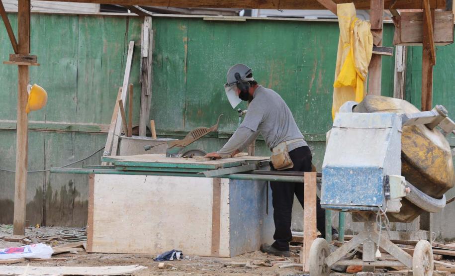 Construcao da Delegacia Cidada de Almirante Tamandare. A delegacia cidadã é um novo modelo de atendimento em delegacias no Paraná, com espaços específicos e reservados para separar vítimas de agressores e possibilidade de auxílio de assistentes sociais e psicólogos, quando necessário. Almirante Tamandare