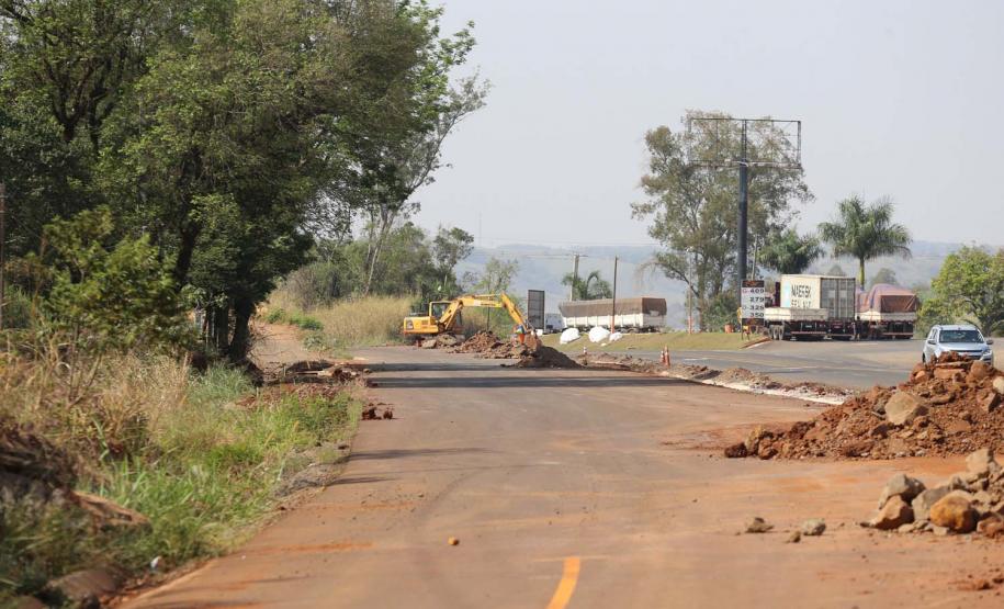 Obras na  PR-445  no trecho de 15,8 quilômetros entre Londrina e o distrito de Irerê tem previsão de entrega para dezembro