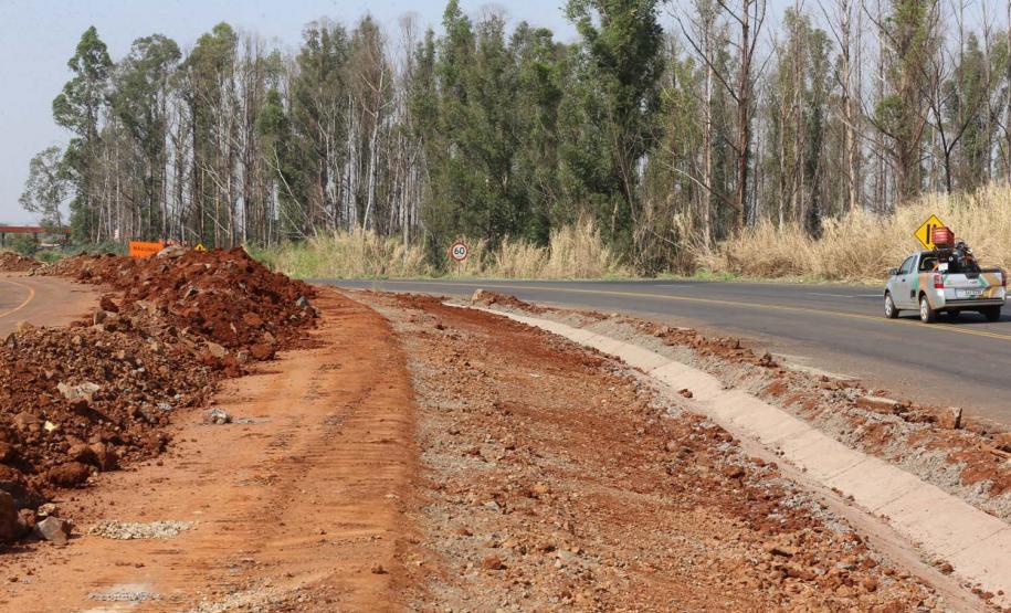 Obras na  PR-445  no trecho de 15,8 quilômetros entre Londrina e o distrito de Irerê tem previsão de entrega para dezembro