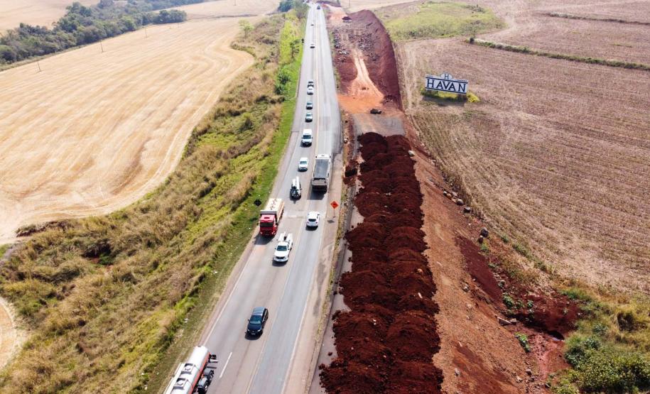 Obras na  PR-445  no trecho de 15,8 quilômetros entre Londrina e o distrito de Irerê tem previsão de entrega para dezembro