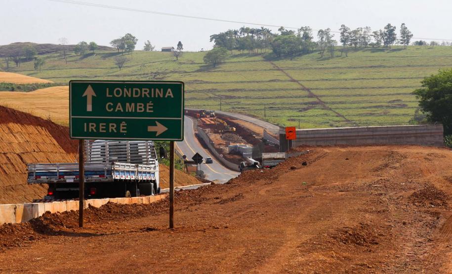 Obras na  PR-445  no trecho de 15,8 quilômetros entre Londrina e o distrito de Irerê tem previsão de entrega para dezembro