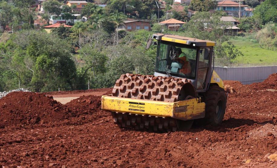 Obras na  PR-445  no trecho de 15,8 quilômetros entre Londrina e o distrito de Irerê tem previsão de entrega para dezembro